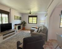 Resale - Villa - Hondón de las Nieves