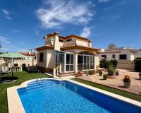 Resale - Villa - Hondón de las Nieves