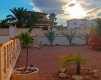 Resale - Villa - Hondón de las Nieves