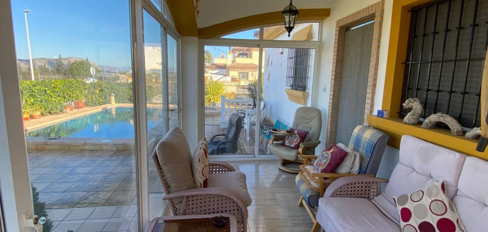 Resale - Villa - Hondón de las Nieves