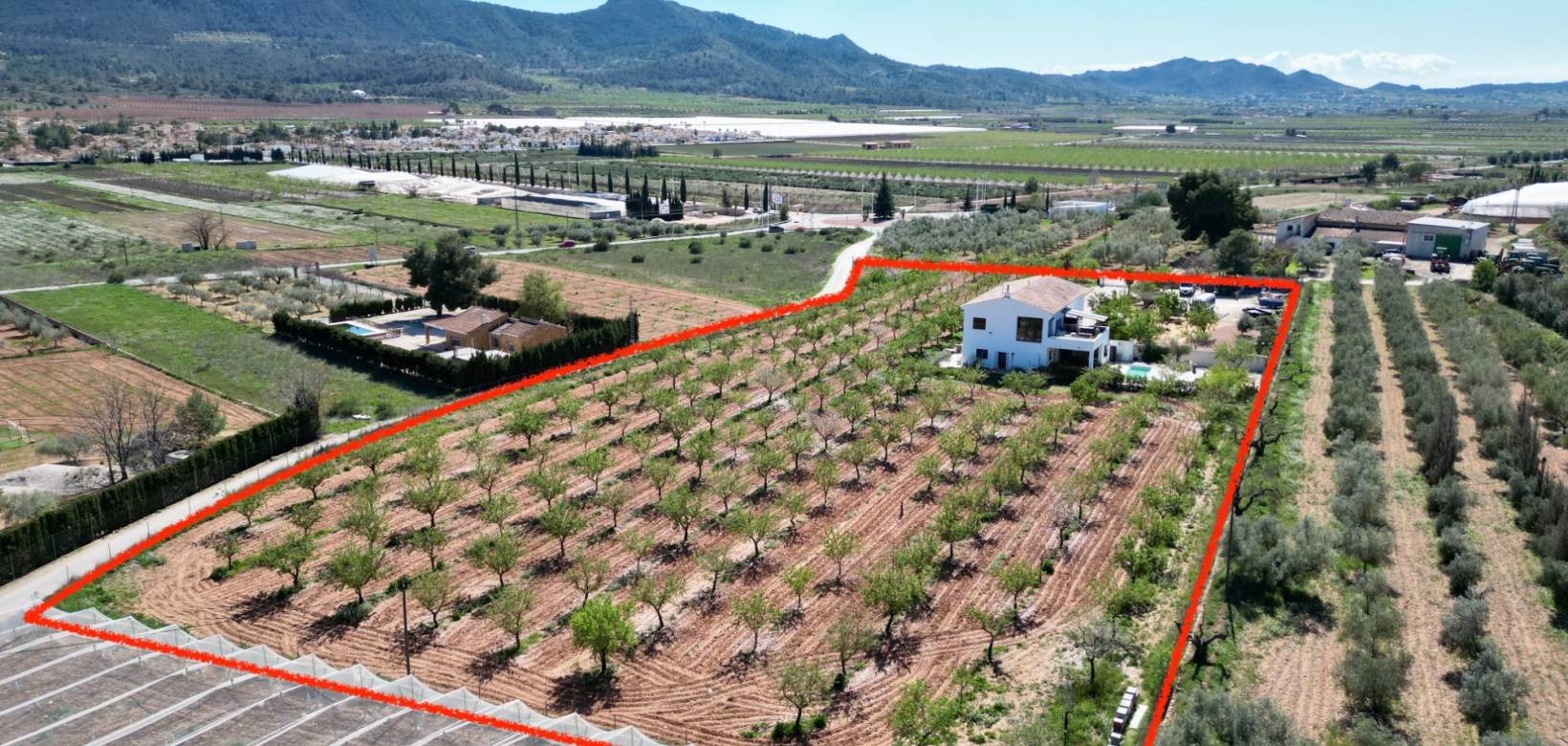 Resale - Villa - Hondón de las Nieves