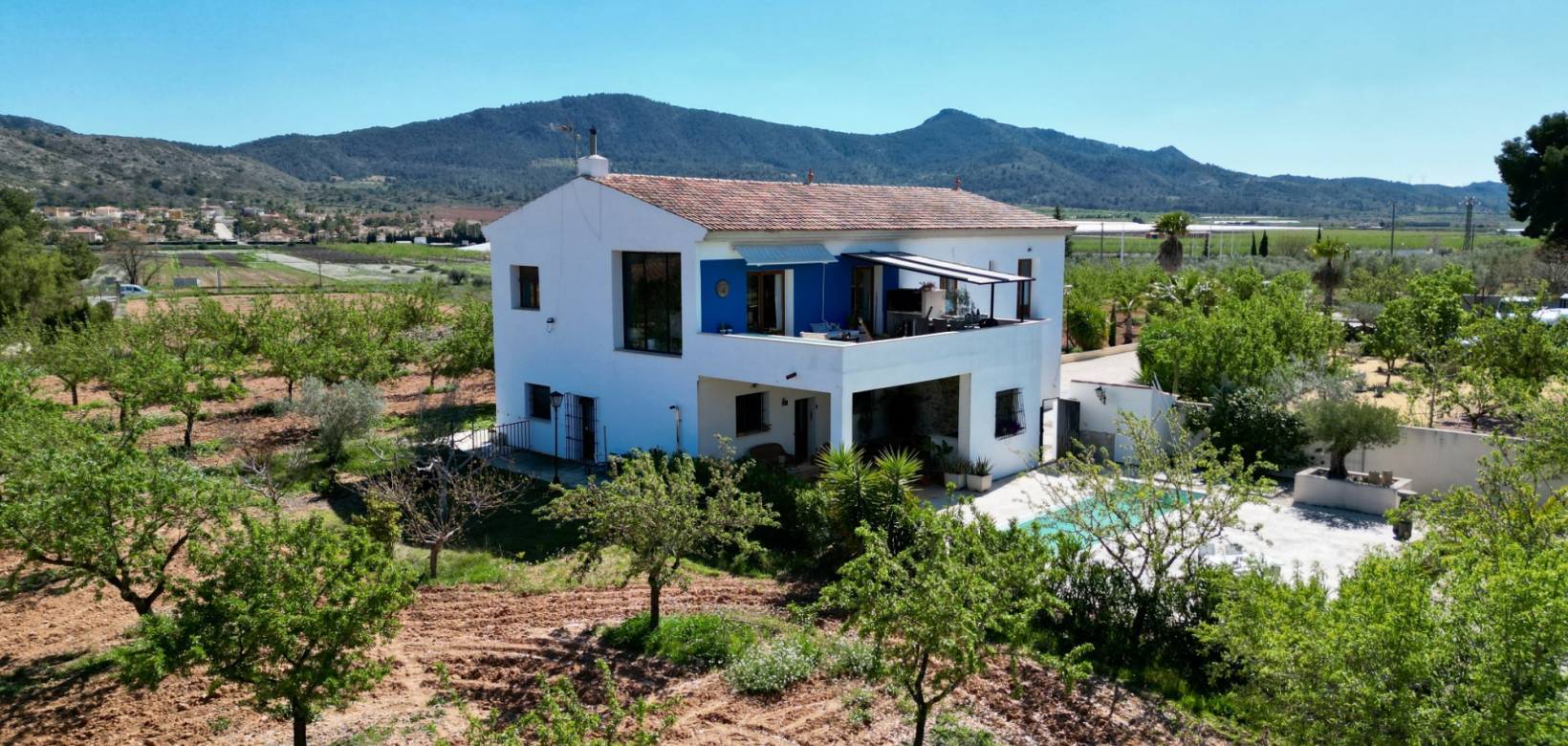 Resale - Villa - Hondón de las Nieves
