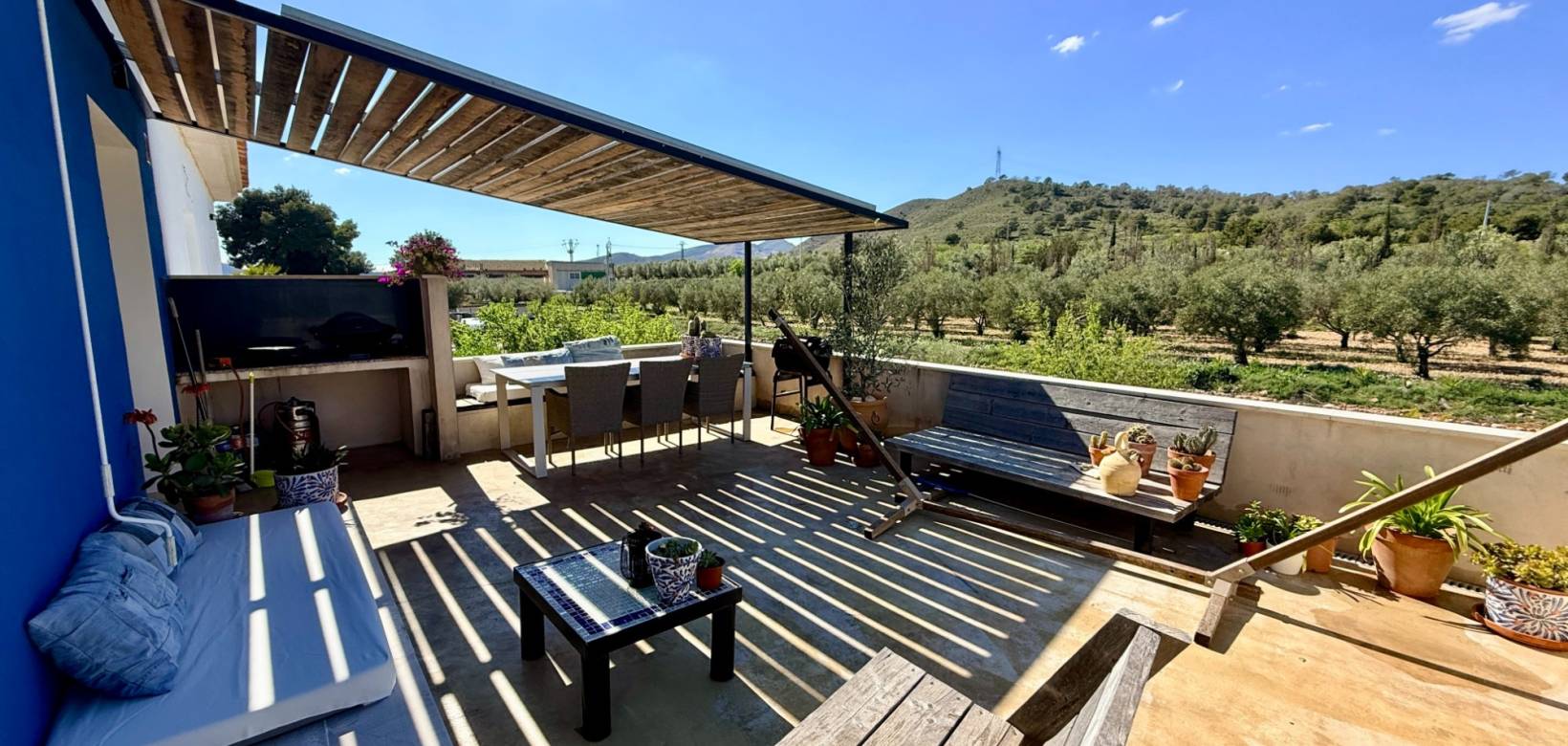 Resale - Villa - Hondón de las Nieves