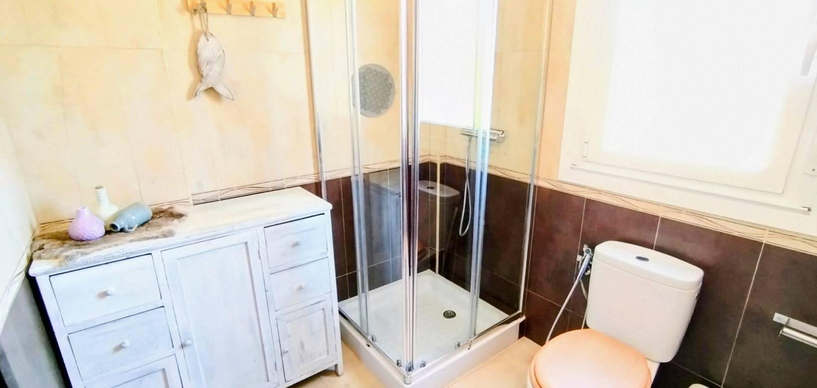 Resale - Villa - Hondón de las Nieves