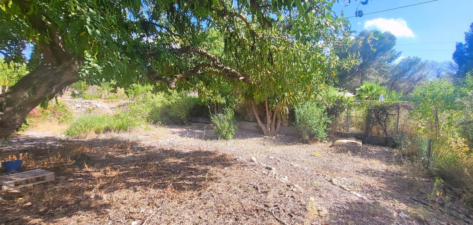 Resale - Villa - Hondón de las Nieves
