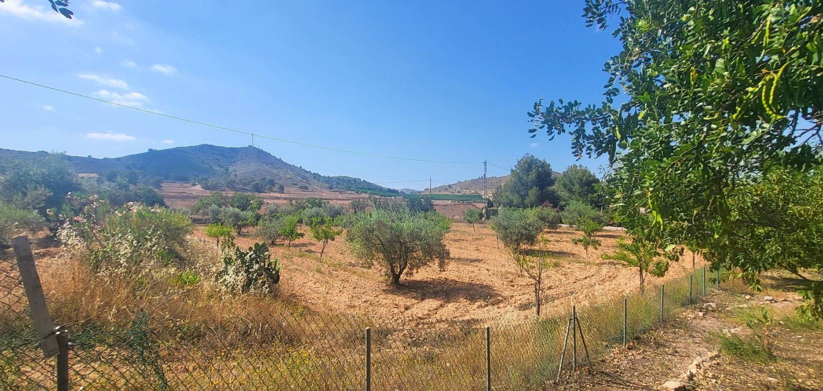 Resale - Villa - Hondón de las Nieves