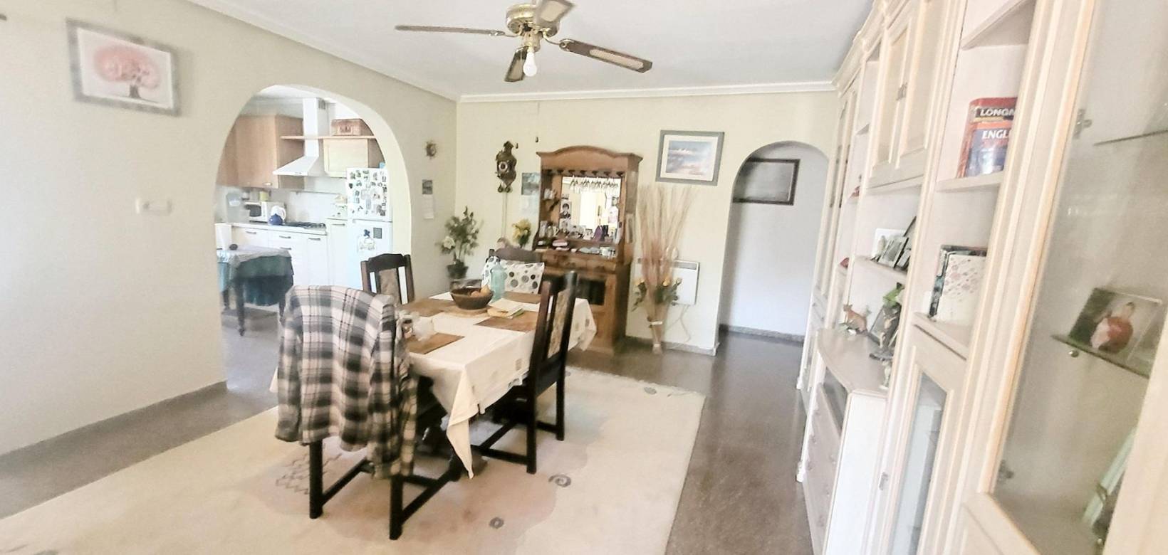Resale - Villa - Hondón de las Nieves