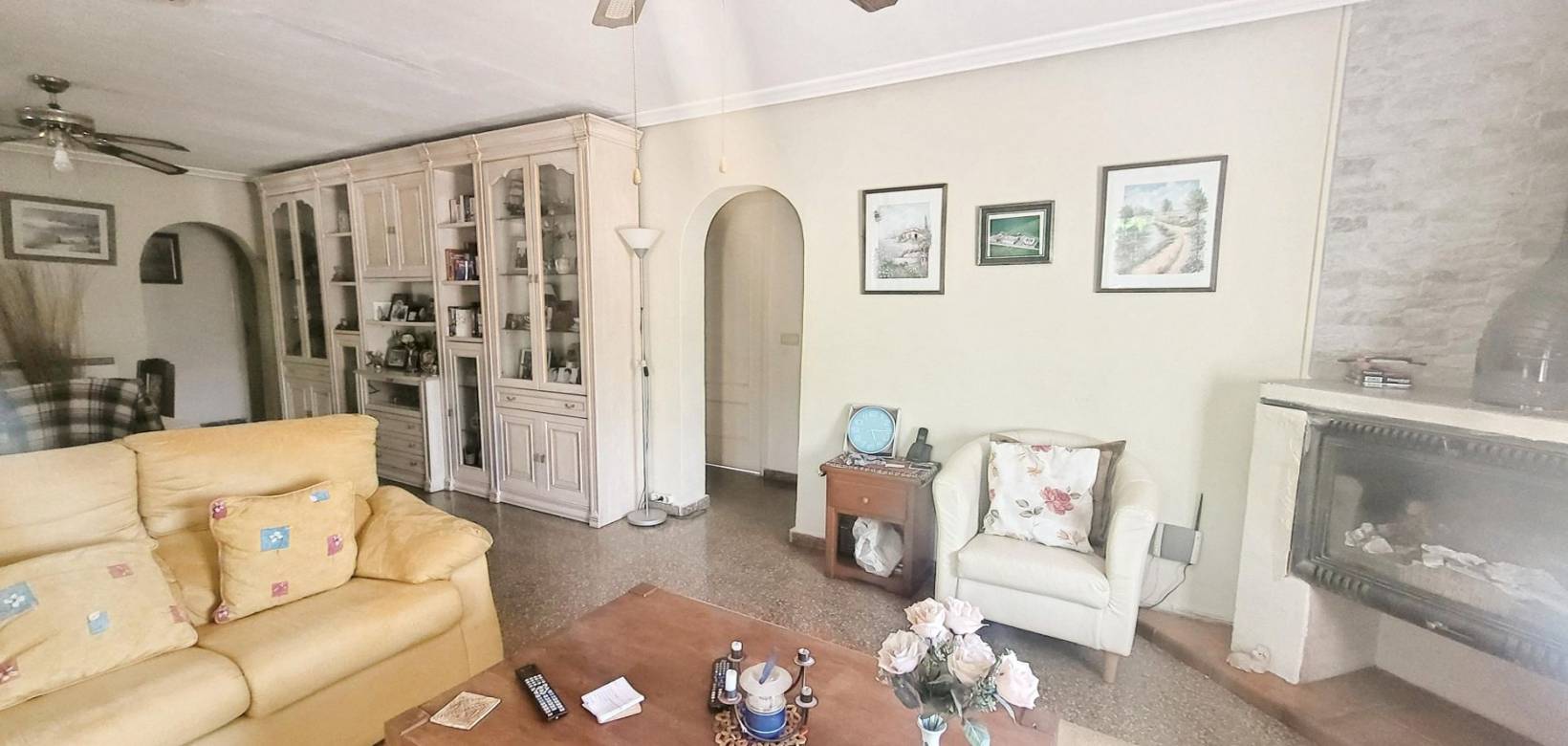 Resale - Villa - Hondón de las Nieves