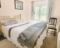 Resale - Villa - Hondón de las Nieves