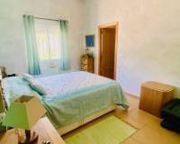 Resale - Villa - Hondón de las Nieves