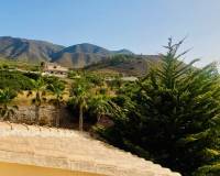 Resale - Villa - Hondón de las Nieves