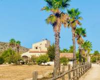 Resale - Villa - Hondón de las Nieves