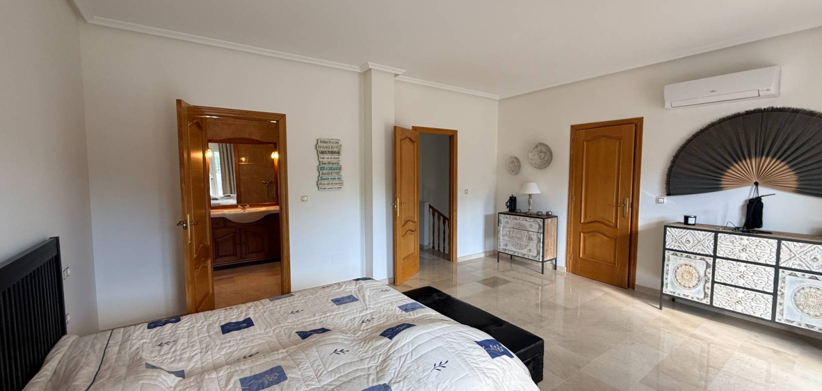 Resale - Villa - Hondón de las Nieves