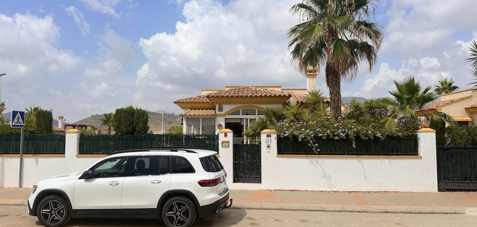 Resale - Villa - Hondón de las Nieves