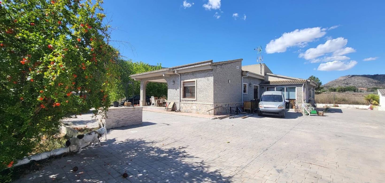 Resale - Villa - Hondón de las Nieves