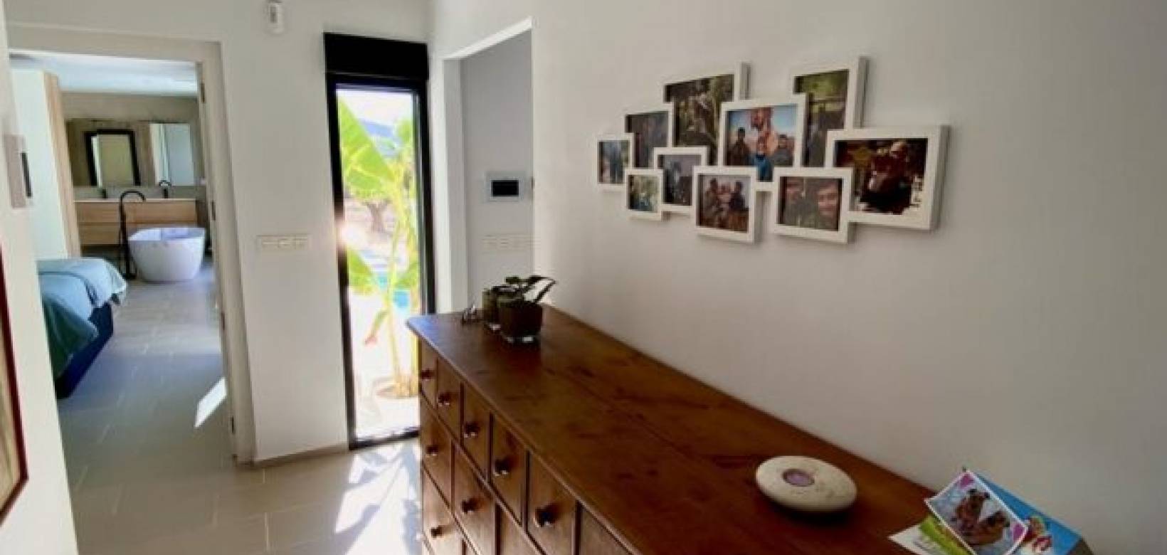 Resale - Villa - Hondón de las Nieves