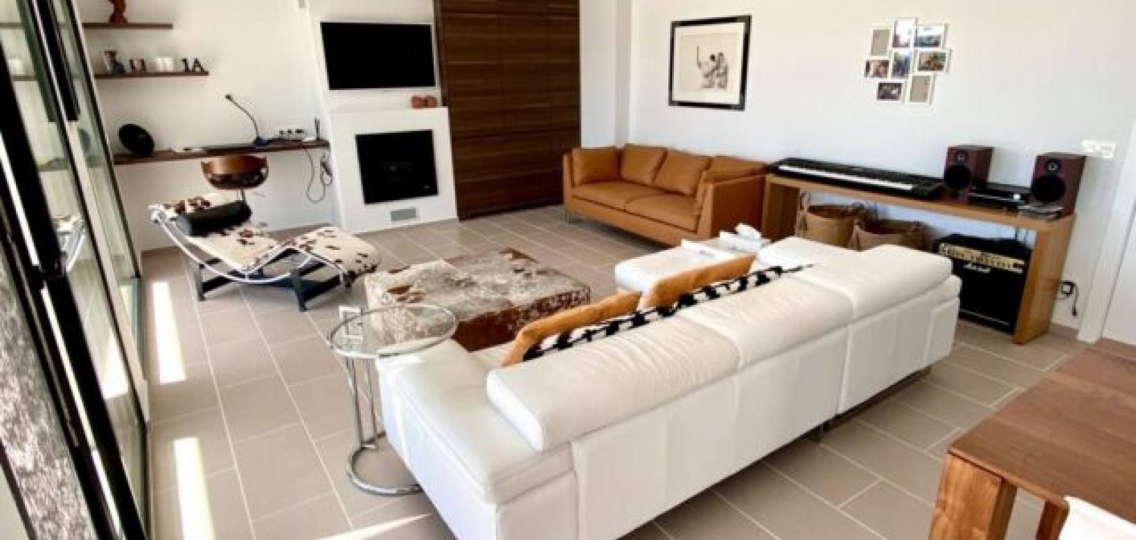 Resale - Villa - Hondón de las Nieves