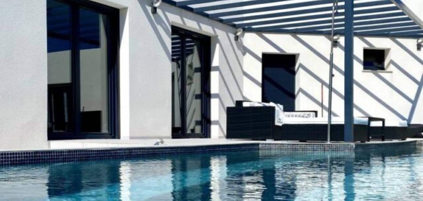 Resale - Villa - Hondón de las Nieves