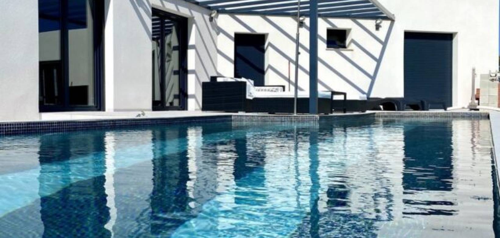 Resale - Villa - Hondón de las Nieves