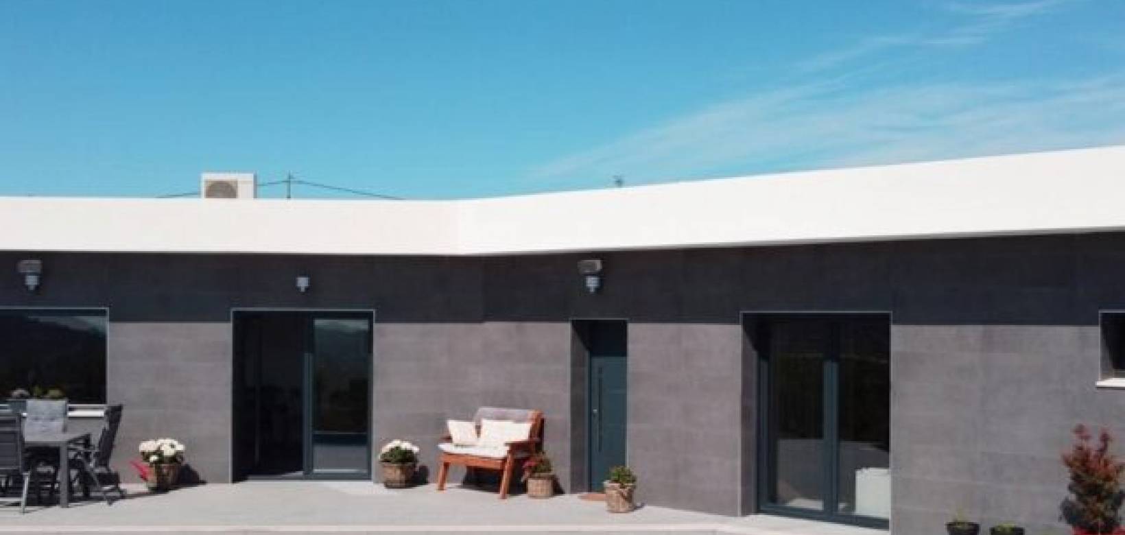 Resale - Villa - Hondón de las Nieves