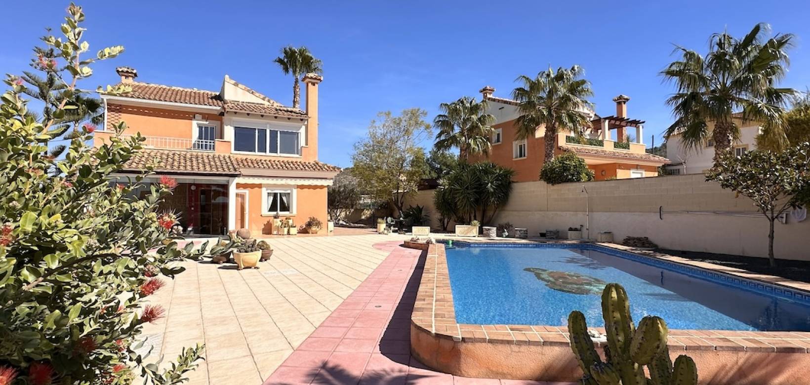 Resale - Villa - Hondón de las Nieves