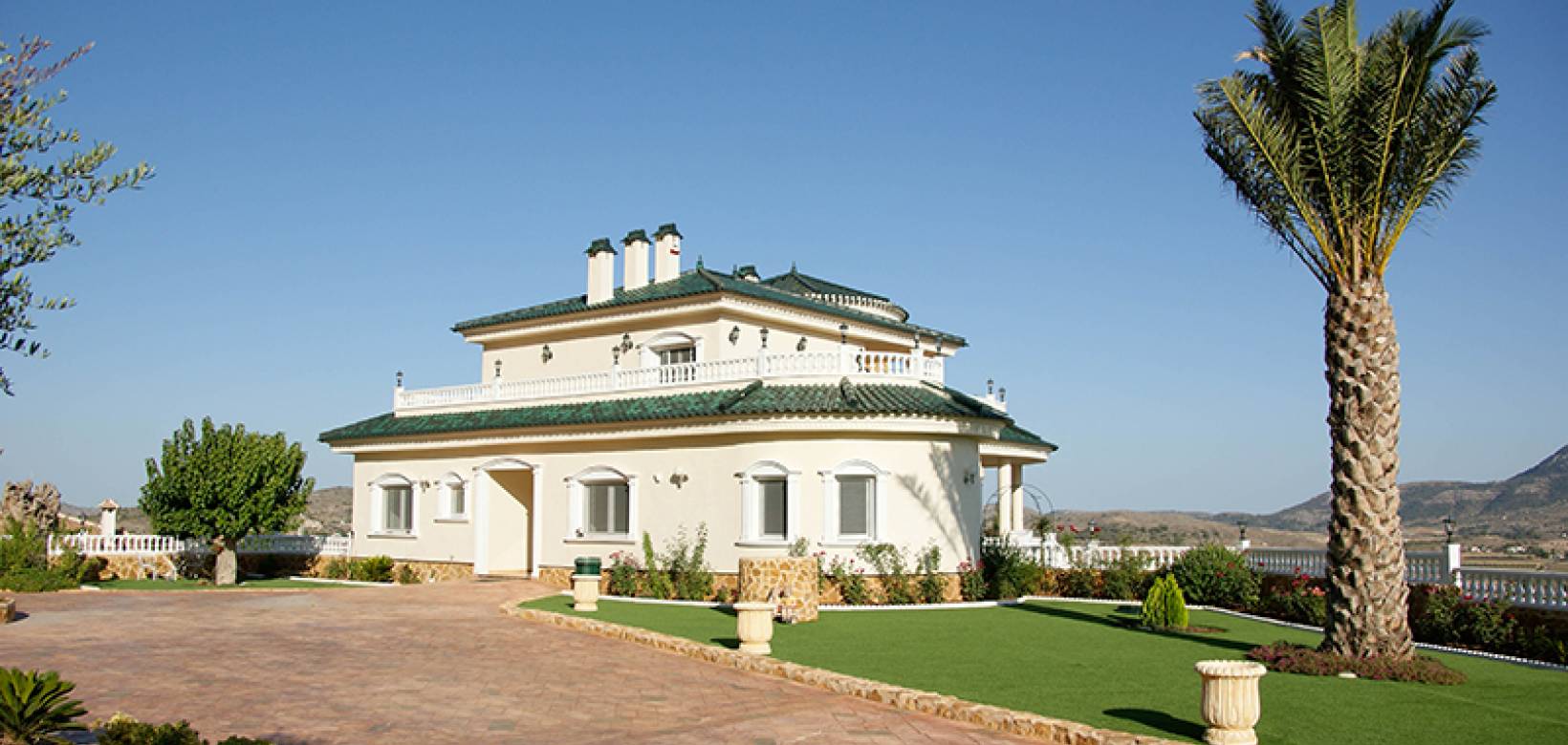 Resale - Villa - Hondón de las Nieves