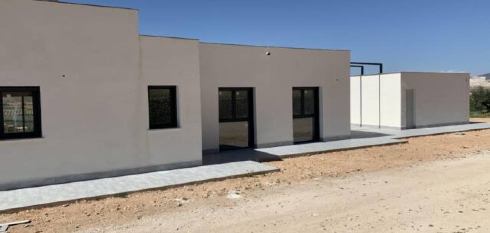 Resale - Villa - Hondón de las Nieves