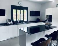 Resale - Villa - Hondón de las Nieves