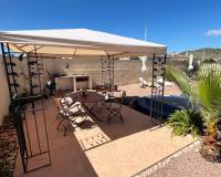 Resale - Villa - Hondón de las Nieves