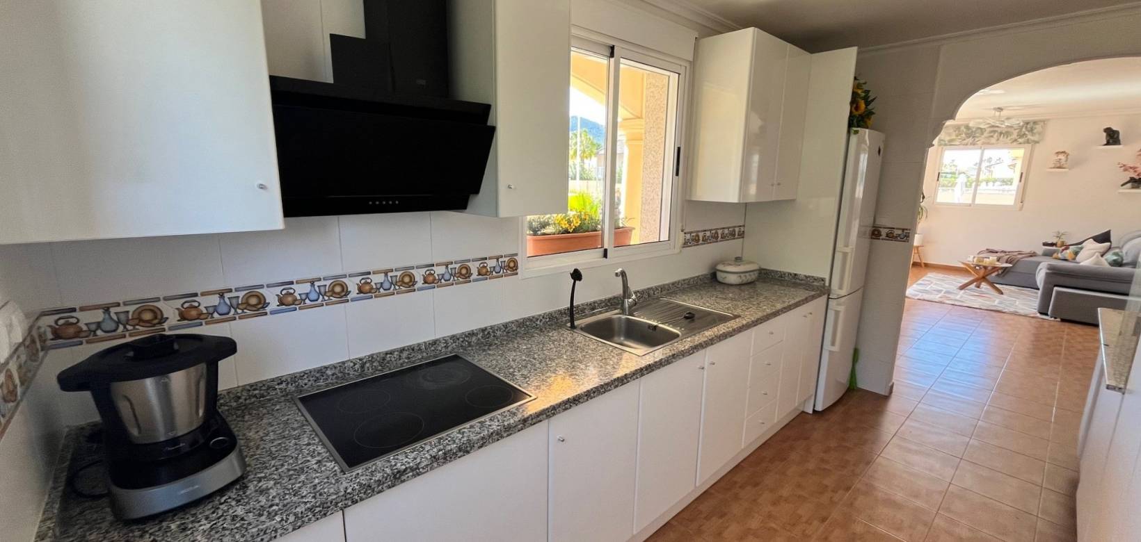 Resale - Villa - Hondón de las Nieves