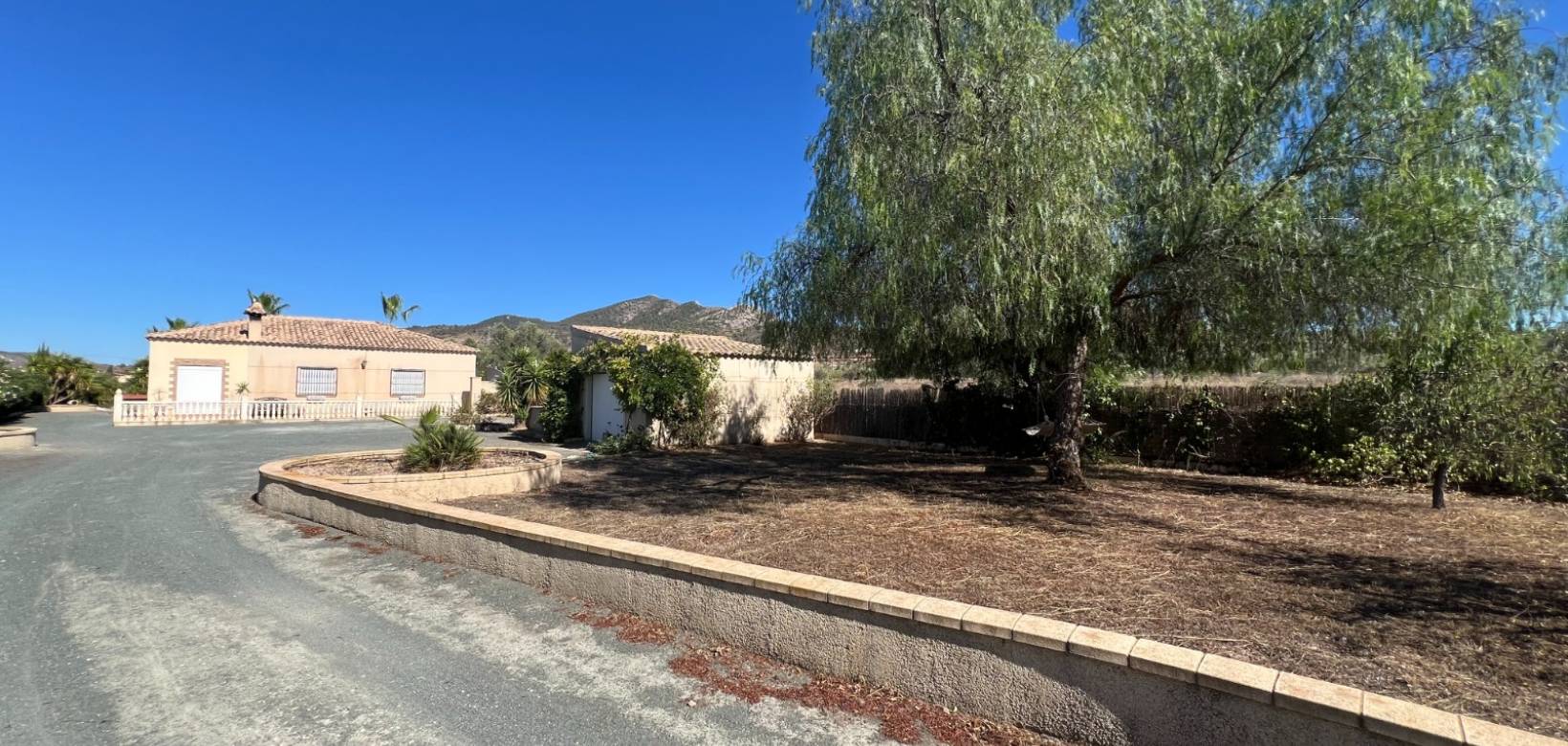 Resale - Villa - Hondón de los Frailes