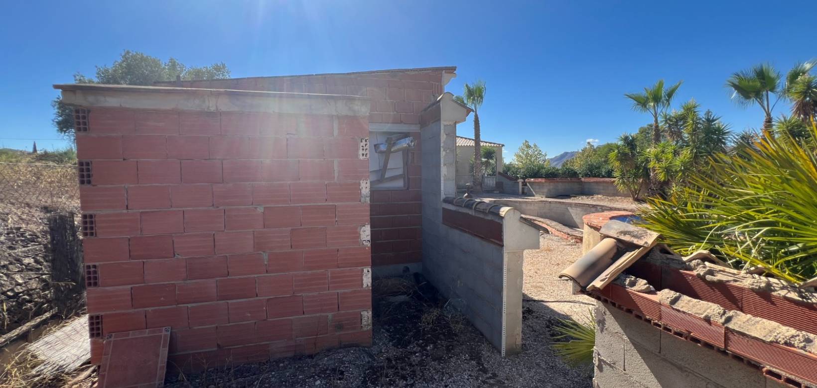 Resale - Villa - Hondón de los Frailes