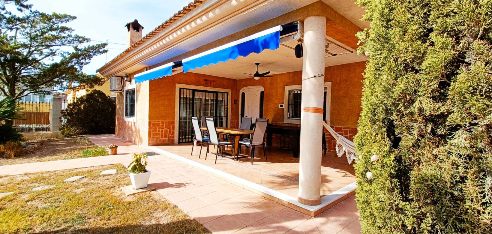 Resale - Villa - Hondón de los Frailes
