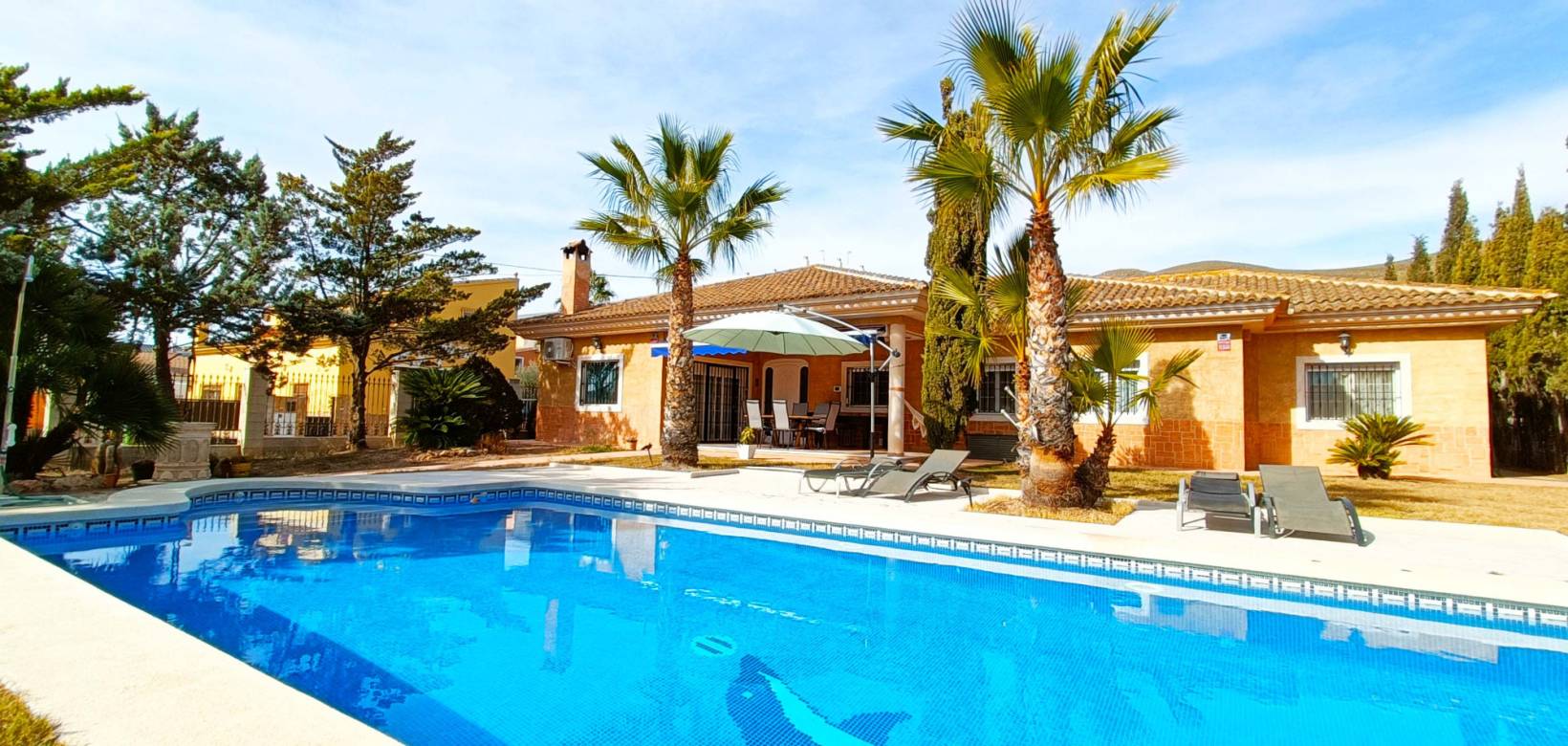 Resale - Villa - Hondón de los Frailes