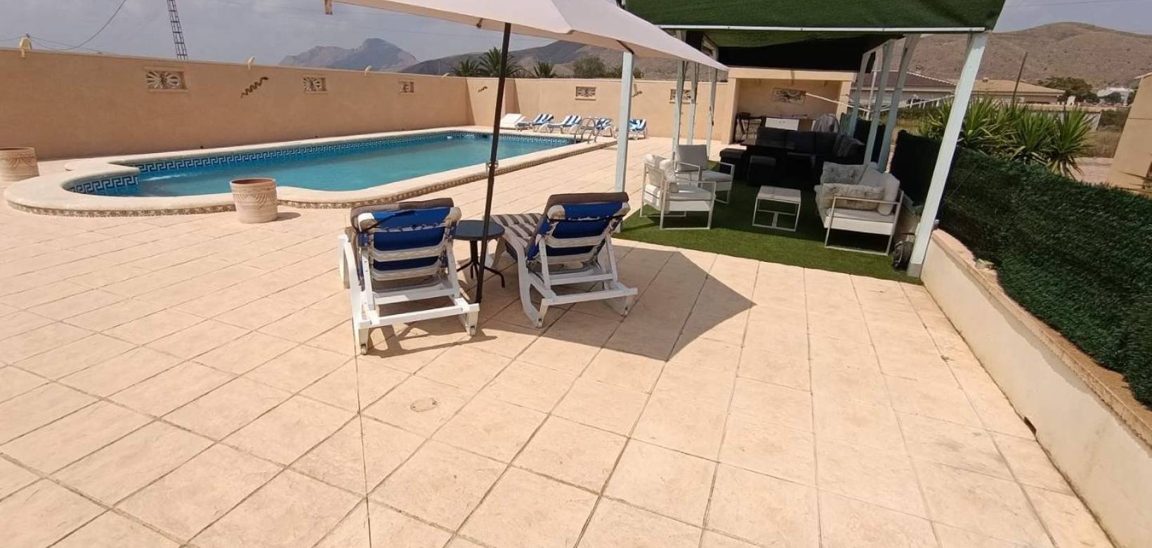 Resale - Villa - Hondón de los Frailes