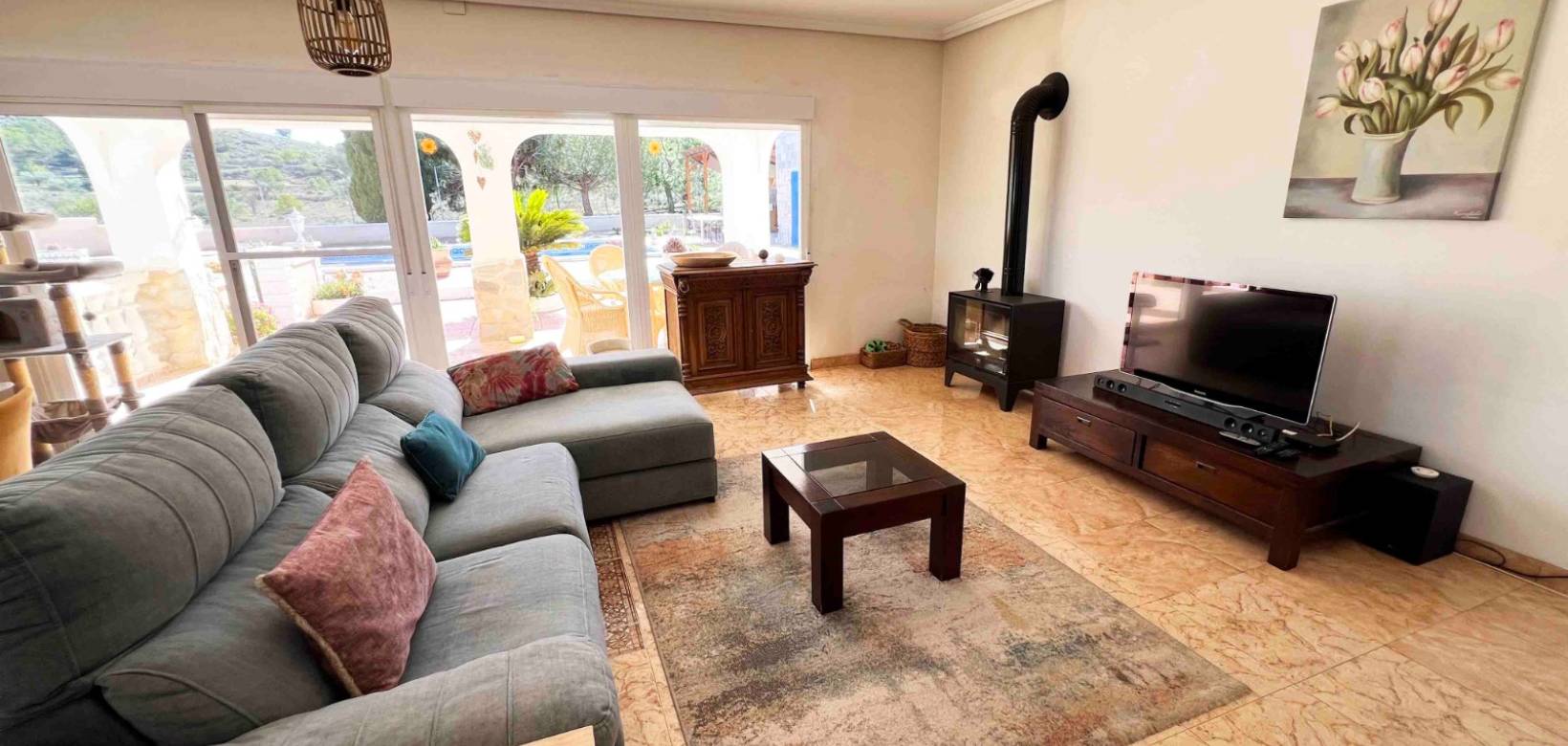 Resale - Villa - Hondón de los Frailes