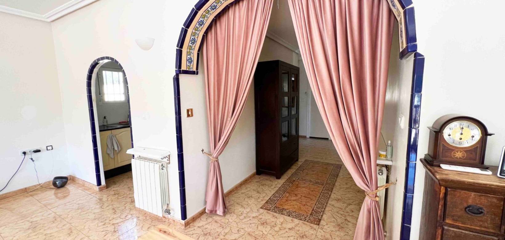 Resale - Villa - Hondón de los Frailes