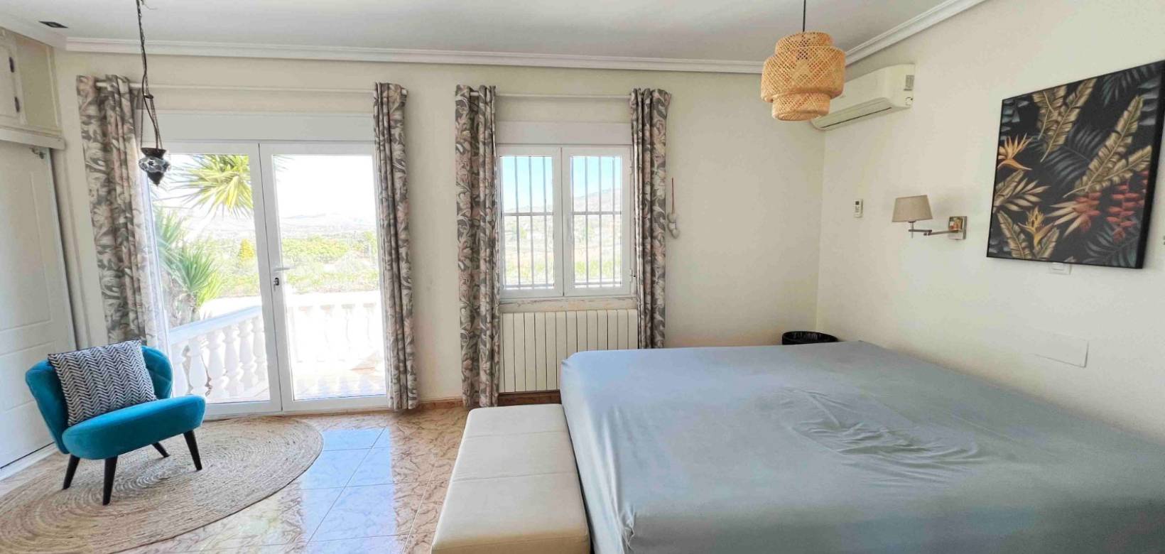Resale - Villa - Hondón de los Frailes
