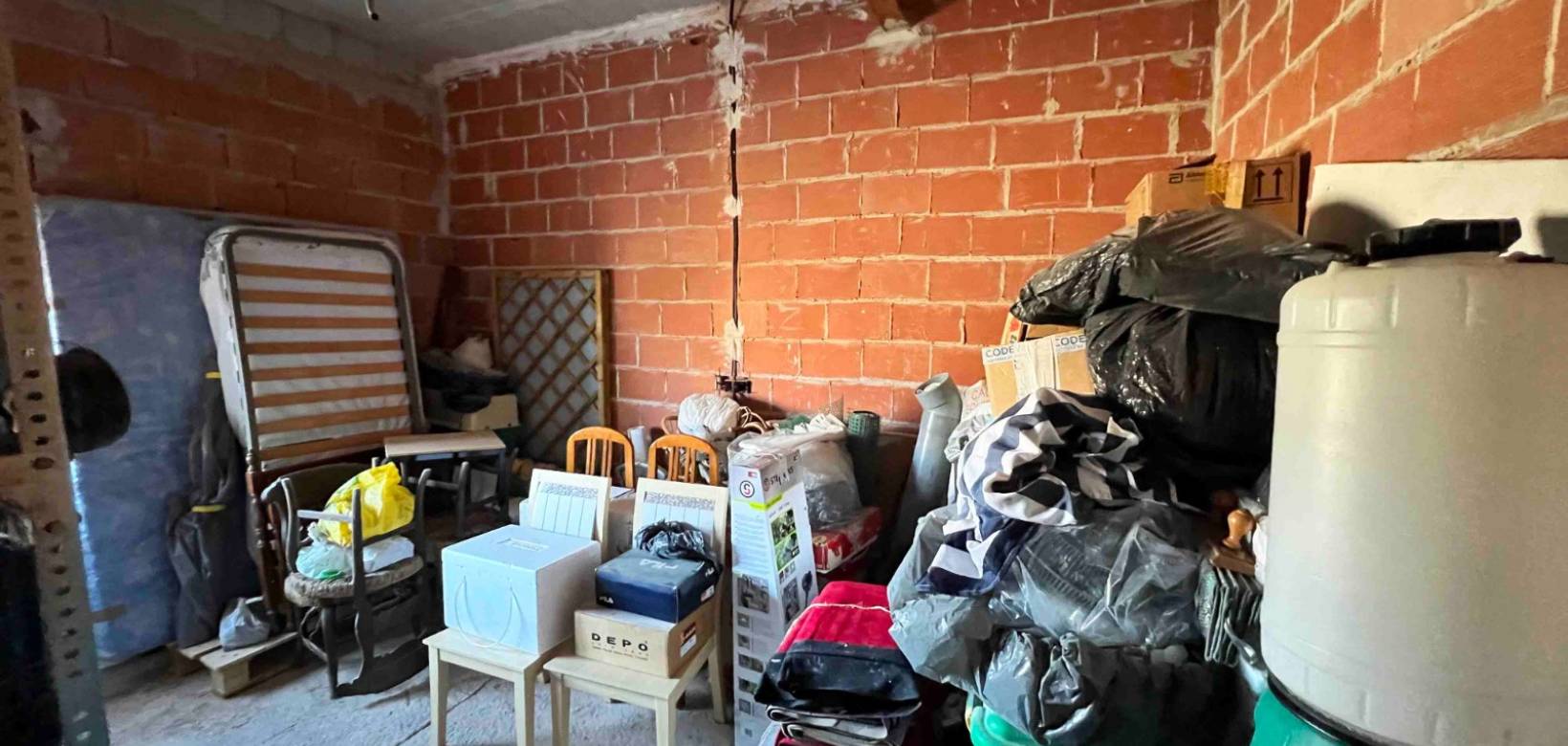 Resale - Villa - Hondón de los Frailes