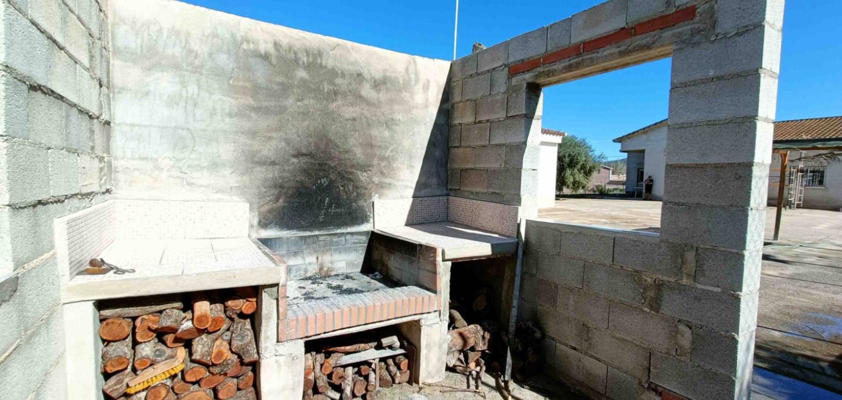 Resale - Villa - Hondón de los Frailes