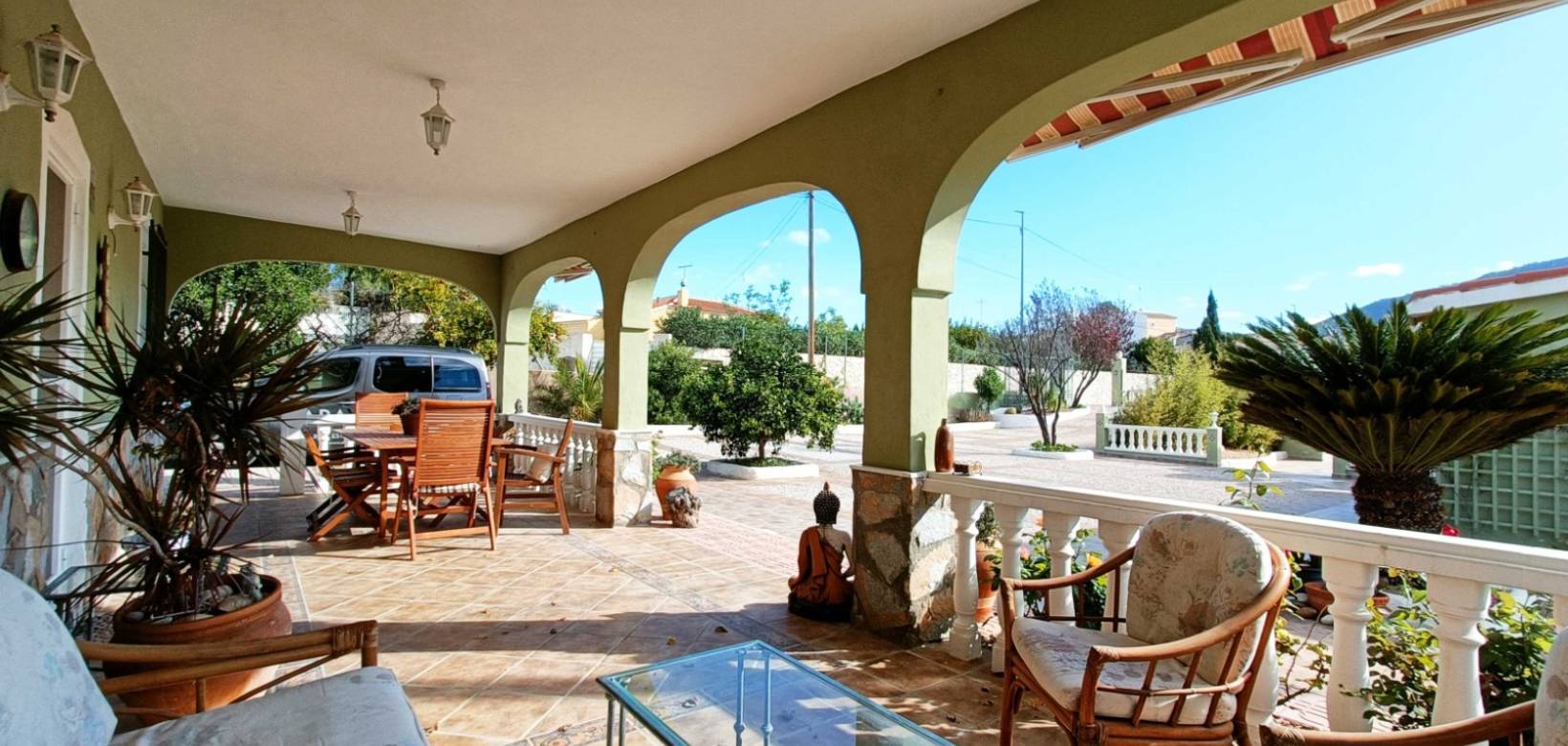 Resale - Villa - Hondón de los Frailes