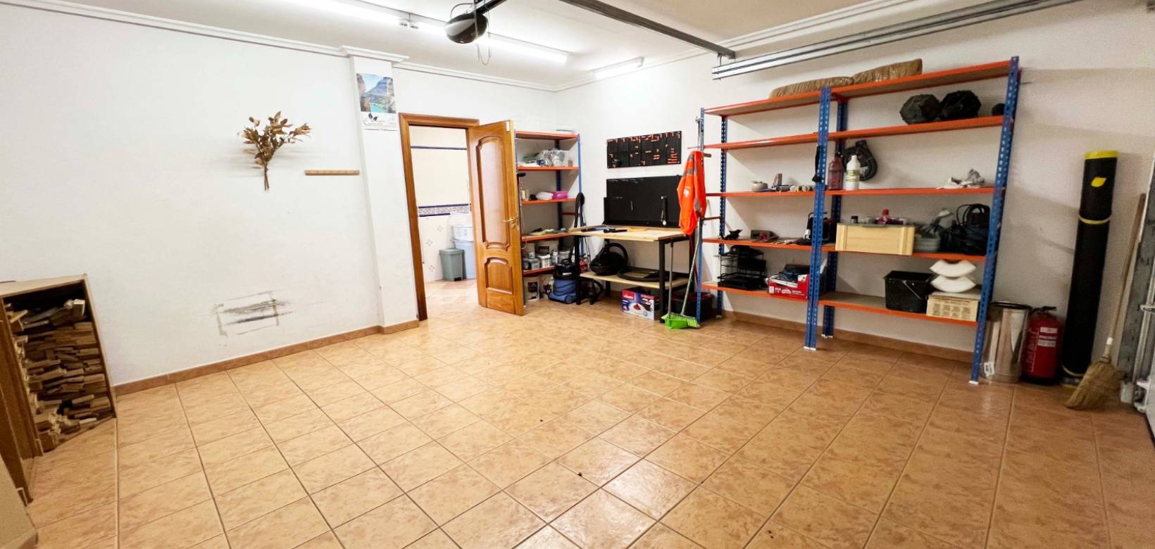 Resale - Villa - Hondón de los Frailes