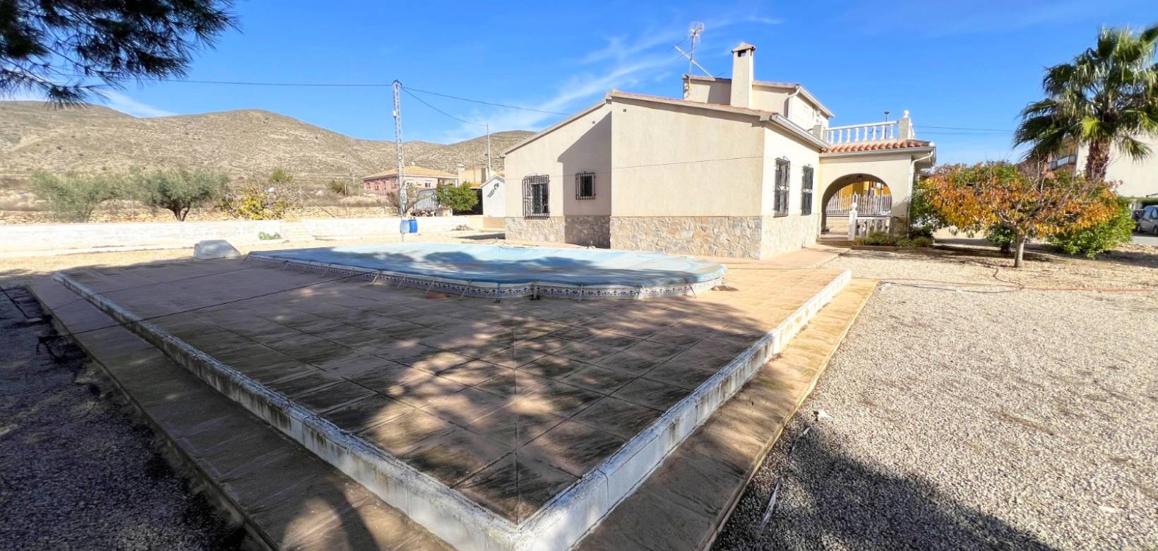 Resale - Villa - Hondón de los Frailes