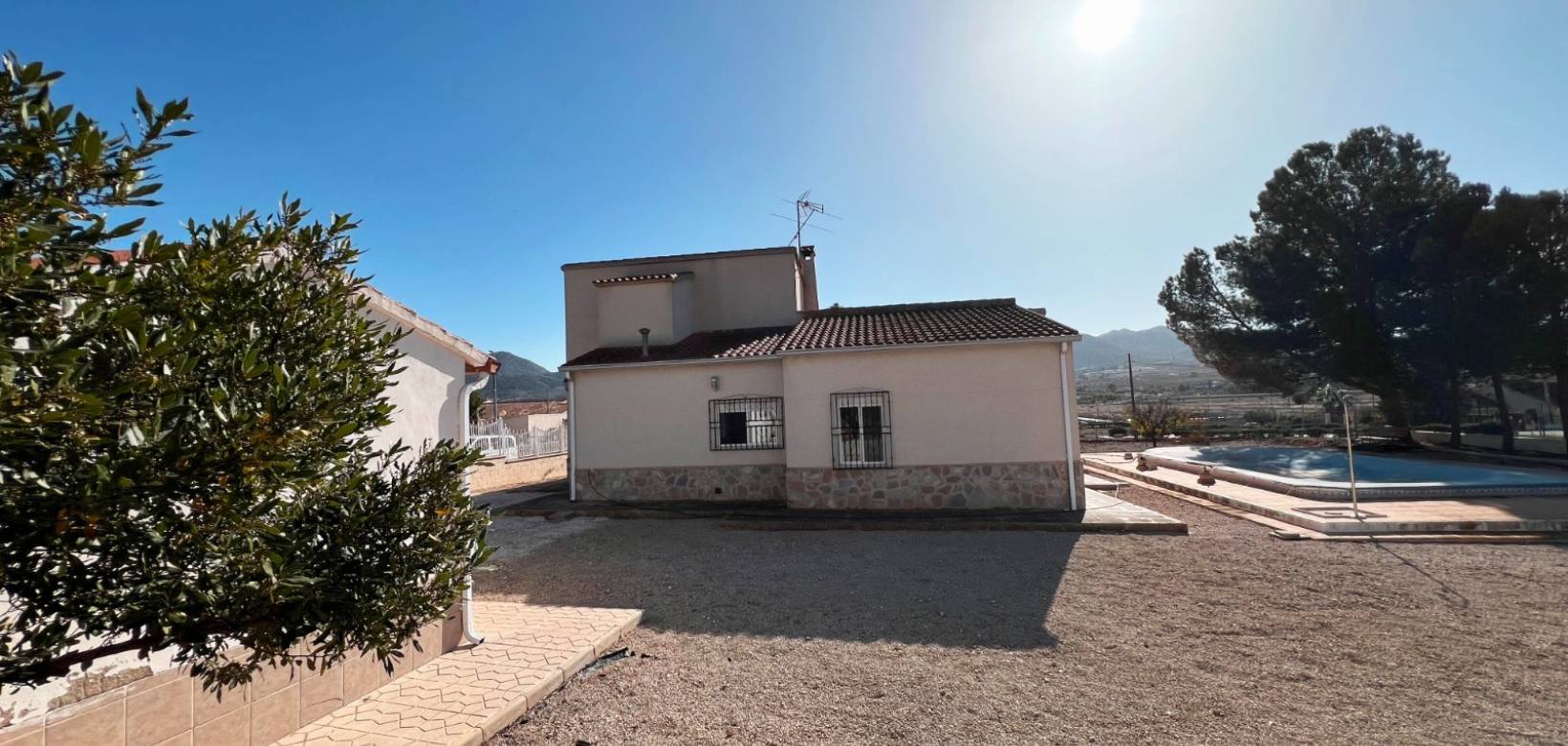 Resale - Villa - Hondón de los Frailes