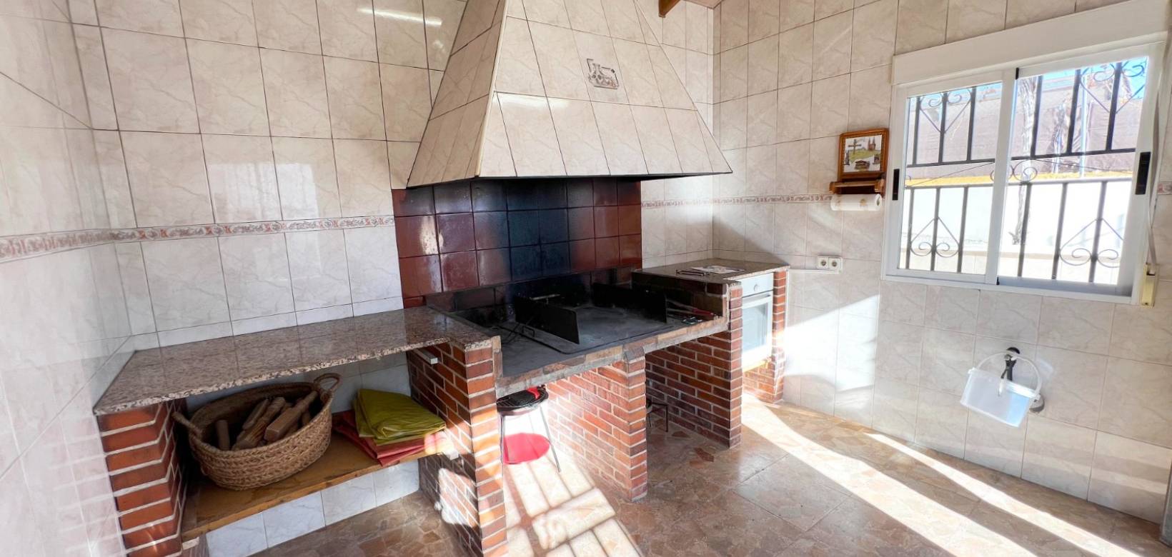 Resale - Villa - Hondón de los Frailes