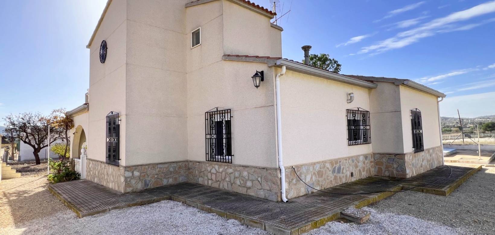 Resale - Villa - Hondón de los Frailes