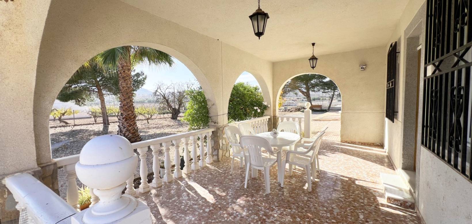 Resale - Villa - Hondón de los Frailes