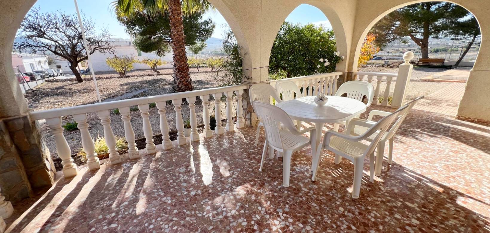 Resale - Villa - Hondón de los Frailes