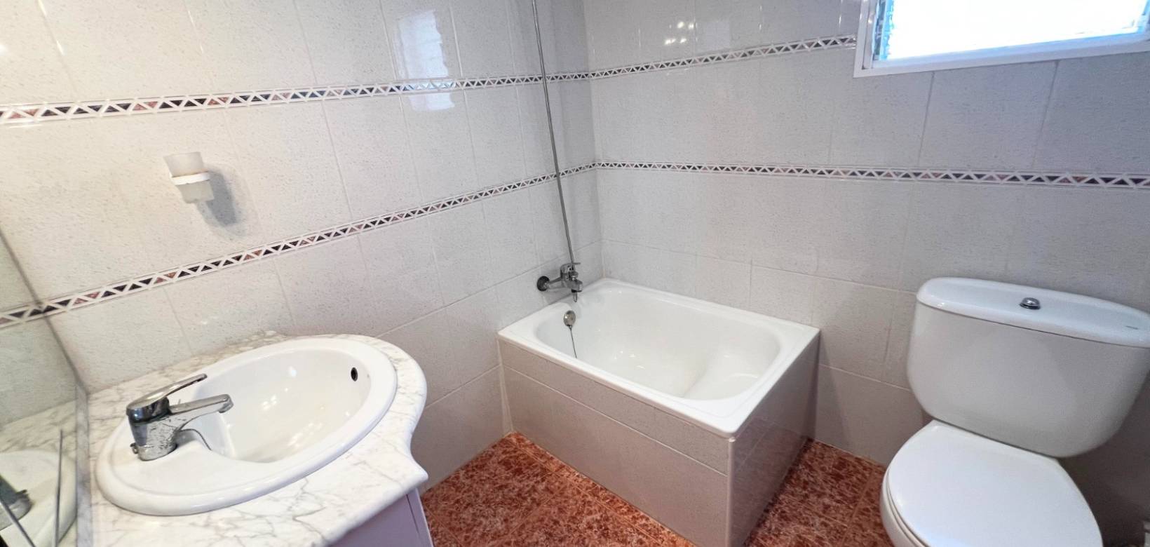 Resale - Villa - Hondón de los Frailes