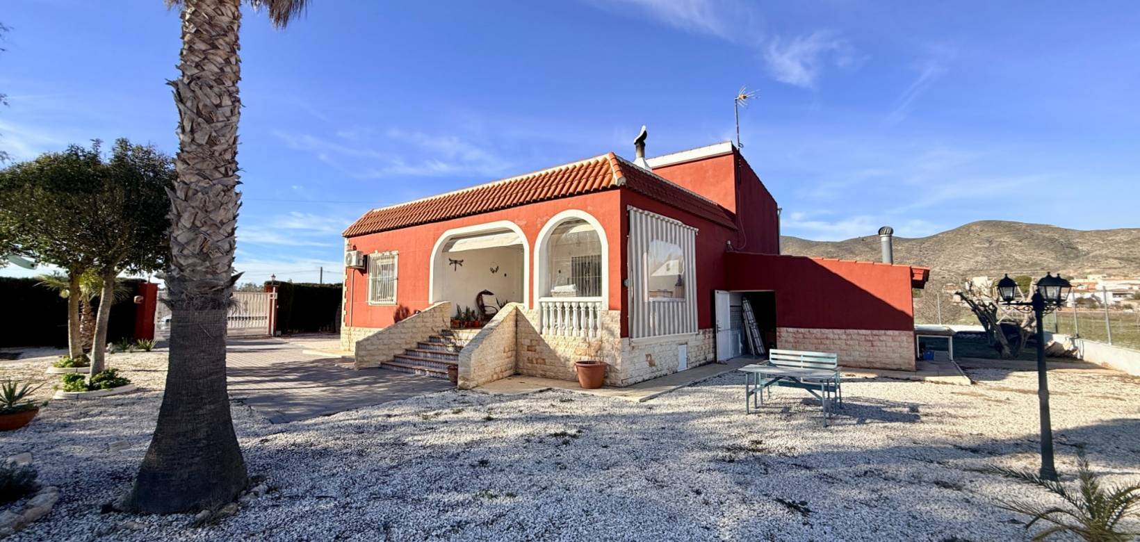 Resale - Villa - Hondón de los Frailes